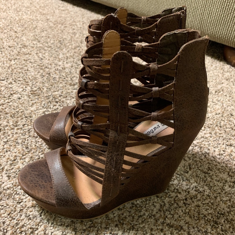 Strappy Wedge - 7.5
